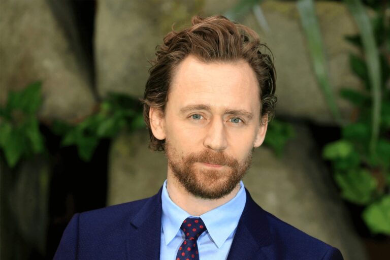 Tom Hiddleston